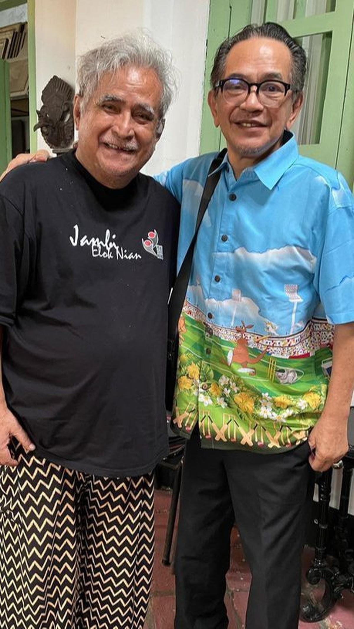 Potret Ray Sahetapy bersama sahabatnya Slamet Rahardjo. Ray Sahetapy cukup aktif di media sosial. Dia kerap membagikan aktivitasnya.