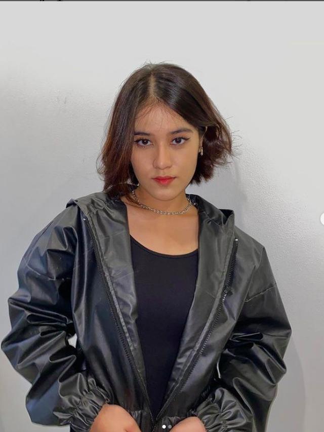 7 Potret Ashira Zamita