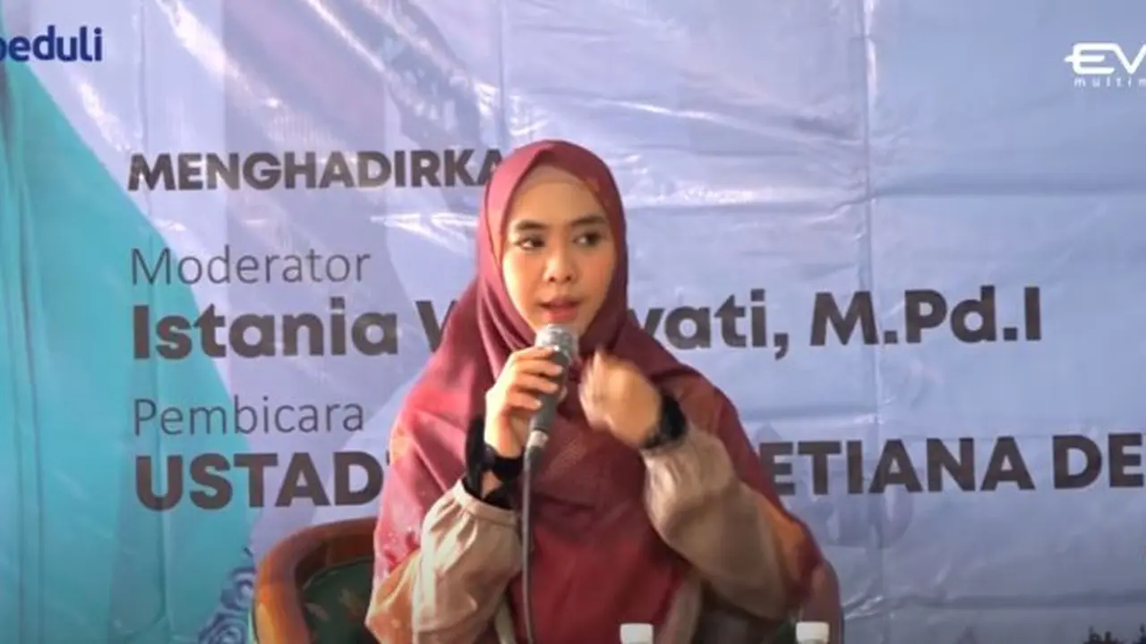 Oki Setiana Dewi