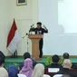 Menteri Pertanian RI, Syahrul Yasin Limpo saat berdialog dengan para petani milenial, di BSIP Balai Penelitian Tanaman Sayur yang berada di Lembang, Jawa Barat.