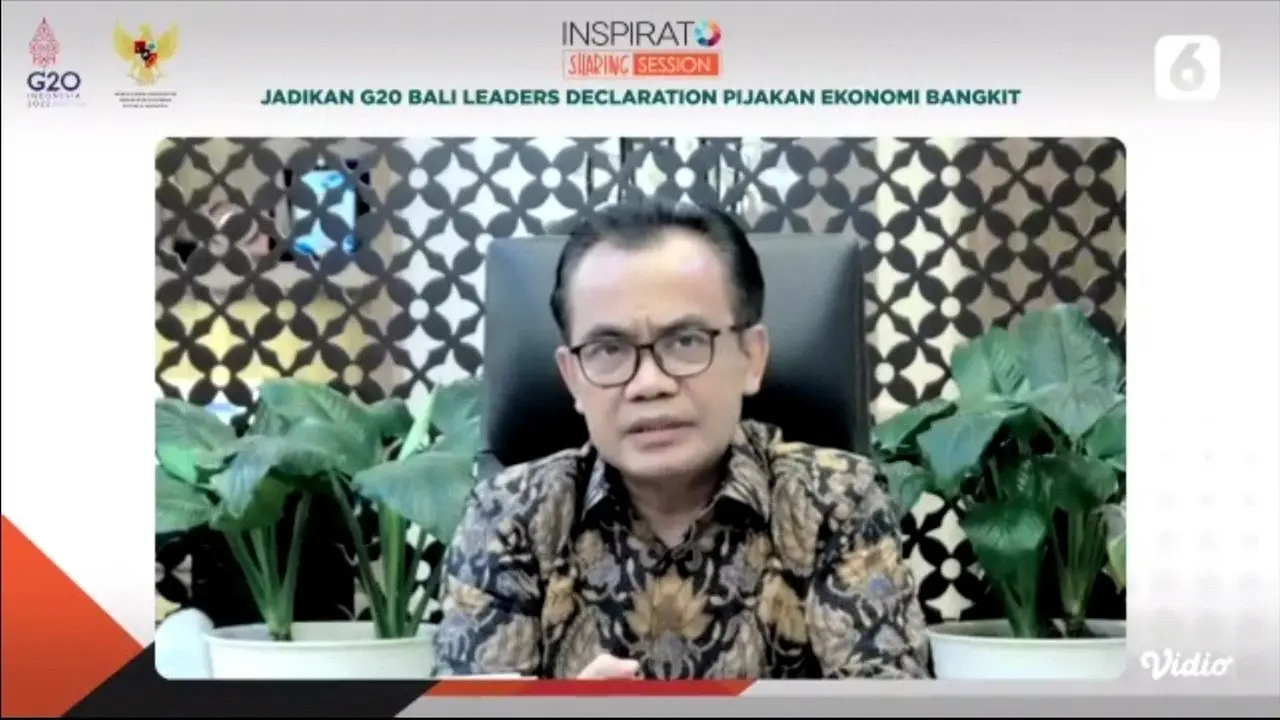 Sekretaris Kementeria Koordinator Bidang Perekonomian Susiwijowo Moegiarso