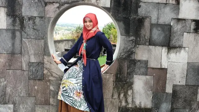 7 Potret Bebi Silvana, Istri Opick yang Punya Gaya Modis Bak ABG
