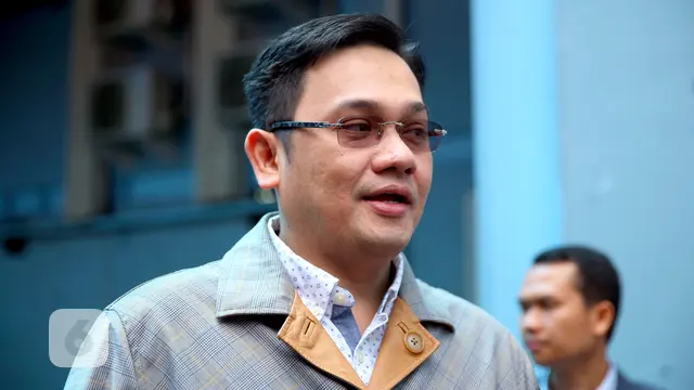 [Bintang] Farhat Abbas