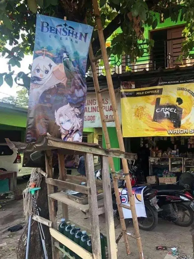 6 Spanduk Jualan Pakai Gambar Anime Ini Kelewat Unik, Terdeteksi Wibu
