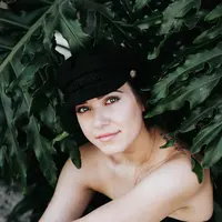 ilustrasi perempuan/Photo by Caitlyn Hastings on Unsplash