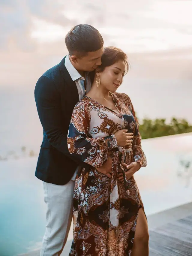 Tetap Jalani Olahraga, Ini 7 Potret Baby Bump Nikita Willy