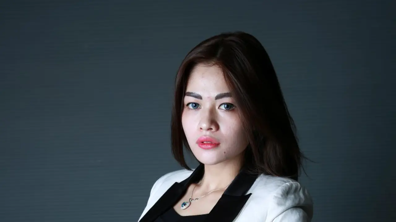 [Bintang] Hesty Klepek Klepek