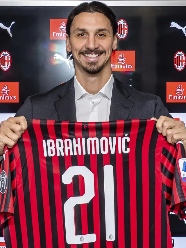 Balik ke AC Milan Ibrahimovic Pakai Nomor 21