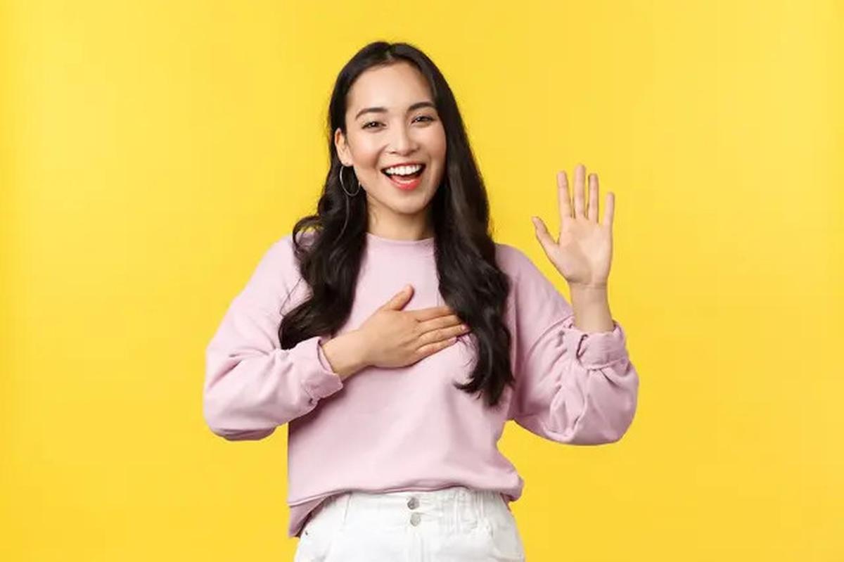 7 Rahasia Kecantikan di Mata Pria, Ini Sikap yang Membuatmu Terlihat Menarik
