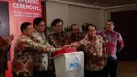 Menteri Perindustrian, Airlangga Hartarto meresmikan Indoensia Motorcycle Show (IMOS) 2018. (Amal A/Liputan6.com)
