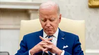 Dalam kesempatan itu, Presiden Biden menyampaikan bahwa kerja sama antara Indonesia dan Amerika Serikat yang meningkat menjadi kemitraan strategis komprehensif, menandakan era baru kerja sama antarkedua negara dalam berbagai bidang. "Termasuk di dalamnya adalah peningkatkan kerja sama kita dalam hal keamanan," ucap Biden. (AP Photo/Andrew Harnik)