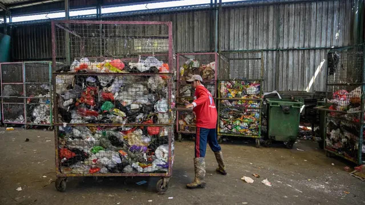 Hasil Riset: Indonesia Penghasil Polusi Plastik Terbesar Ketiga di Dunia