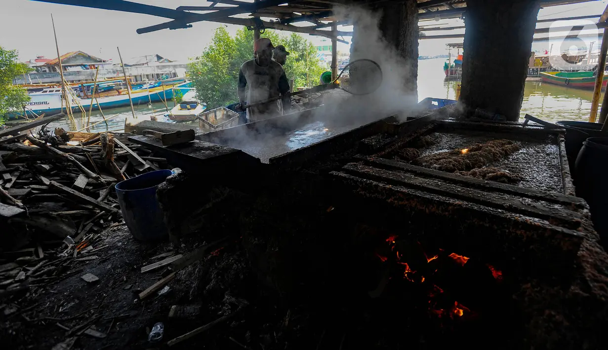Rebon tersebut dijual dengan harga Rp 18 ribu hingga Rp 25 ribu per kilogram. (merdeka.com/Arie Basuki)