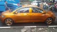 Nyeleneh, Mobil Ini Tidak Ada Bagian Belakangnya (Foto:Istimewa)