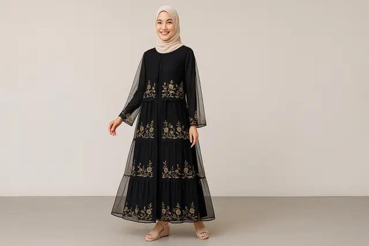 9 Model Gamis Hitam Kombinasi Bordir, Tampil Stylish dan Elegan Tanpa Kaku