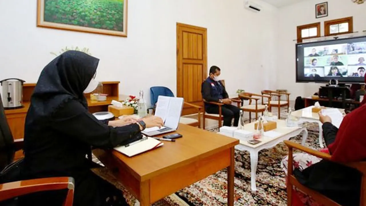 Ipuk Fiestiandani Paparkan Inovasi Pengembangan Daerah di Forum CALD Filipina