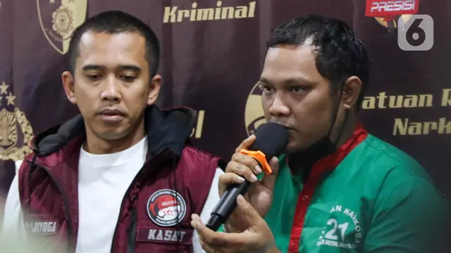Dihadirkan Saat Rilis Penyalahgunaan Narkoba, Musisi Virgoun Kenakan Baju Tahanan