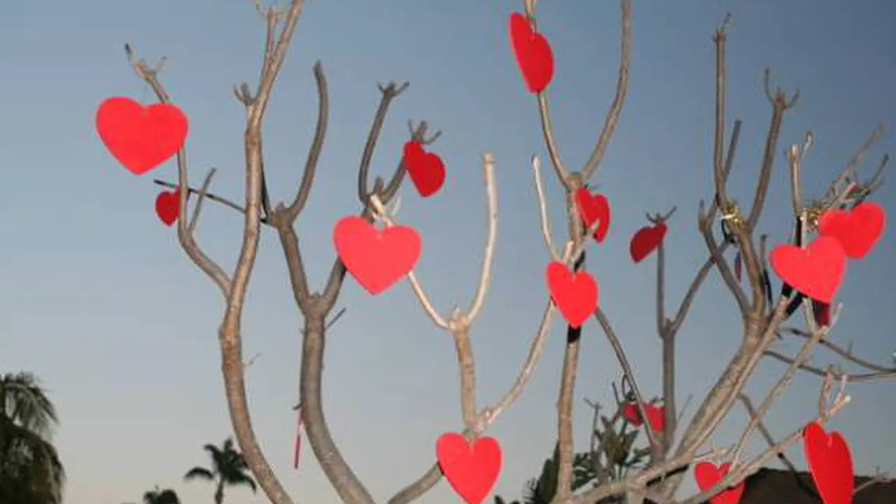 7 Tradisi Valentine Aneh dari Penjuru Dunia