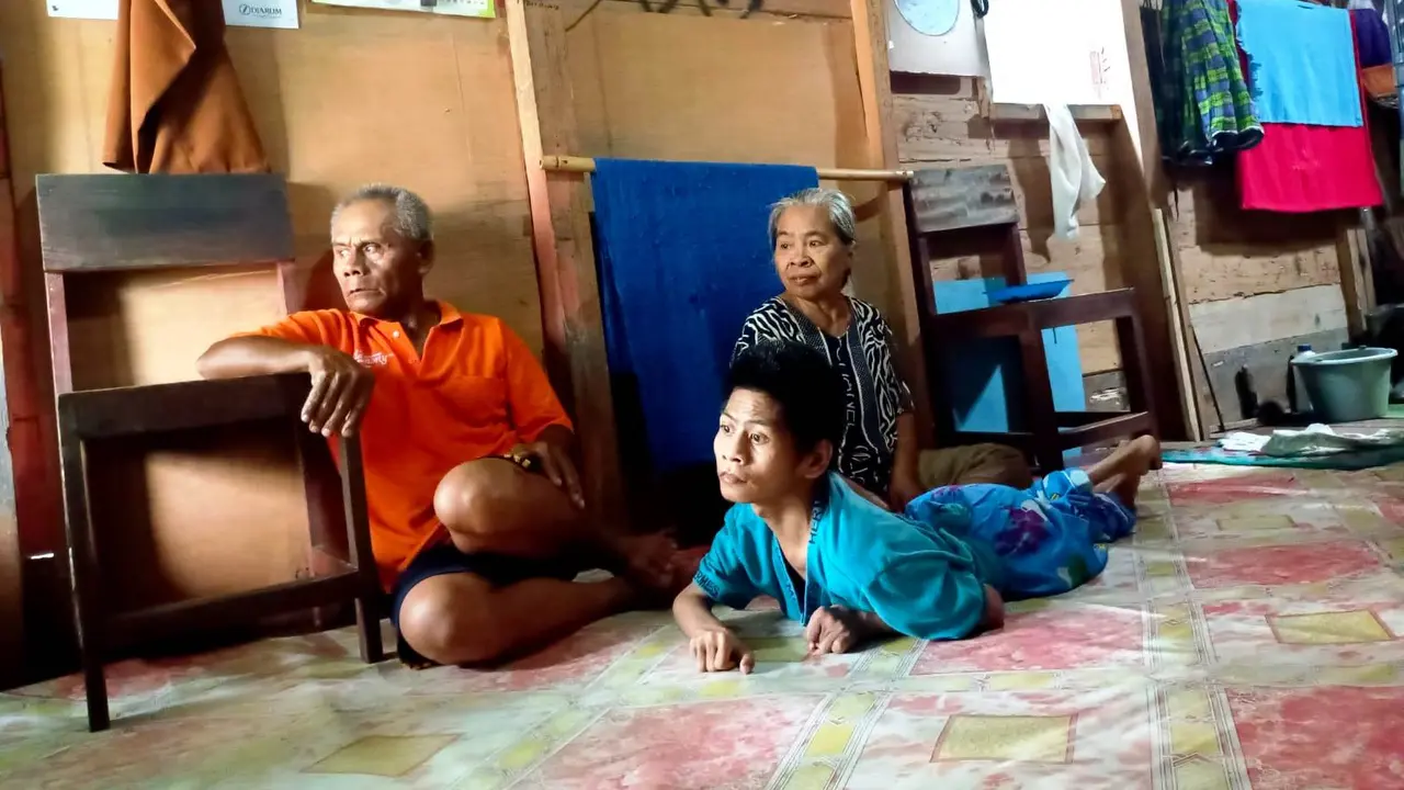 Minim Bantuan Pemerintah, Difabel di Musi Banyuasin Punya KTP di Usia 37 Tahun
