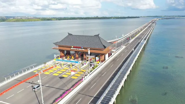 Dukung Presidensi G20, PLTS Jalan Tol Bali-Mandara Beroperasi