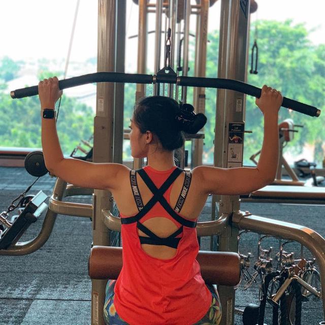 6 Artis Ini Mengidap Skoliosis, Perjuangannya untuk Sembuh Bikin Salut