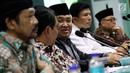 Suasana rapat pleno ke-25 yang digelar di kantor MUI, Jakarta (21/2). Rapat tersebut mengangkat tema penanggulangan tindak kekerasan terhadap ulama dan perusakan rumah ibadah. (Liputan6.com/JohanTallo)