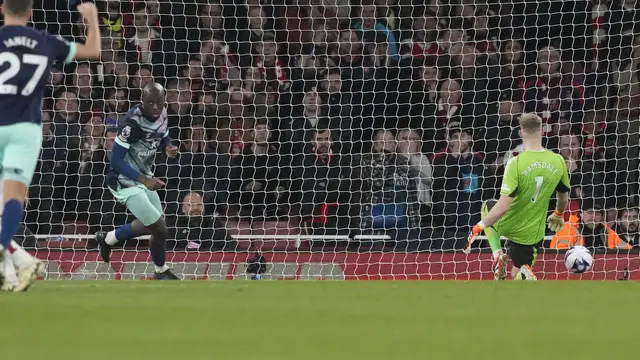 Aaron Ramsdale - Arsenal vs Brentford di Premier League 2023/2024