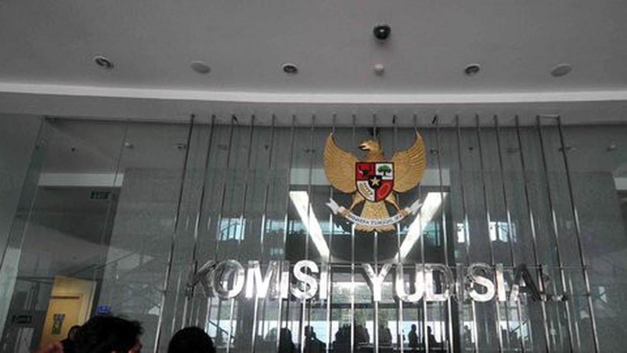 Usut dugaan pelanggaran etik Hakim Sarpin, 2 komisioner KY diteror