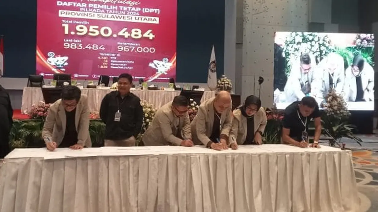 Penandatanganan berita acara penetapan DPT oleh KPU Sulut pada, Minggu (22/9/2024), di Hotel Fourpoints by Sheraton Manado.