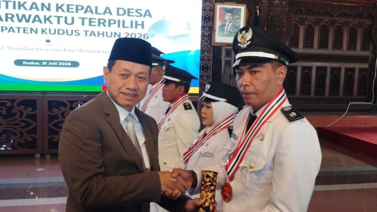 Bupati Kudus Minta Kepala Desa PAW Segera Pelajari Keuangan dan Administrasi Desa