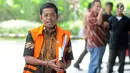 Mantan Menteri Sosial Idrus Marham tiba untuk menjalani pemeriksaan di gedung KPK, Jakarta, Rabu (15/4/2019). Idrus Marham menjalani pemeriksaan sebagai saksi untuk tersangka Dirut nonaktif PT PLN Sofyan Basir terkait kasus dugaan suap proyek PLTU Riau-1. (merdeka.com/Dwi Narwoko)