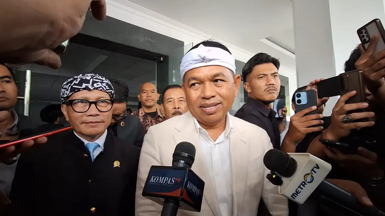 Gubernur Jawa Barat Dedi Mulyadi