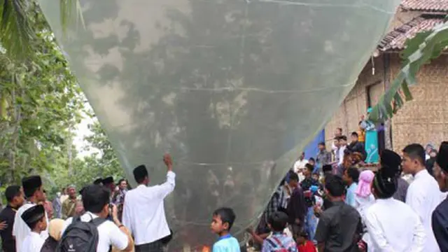 Balon Raksasa Lebaran