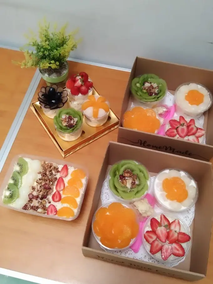 Berawal dari Bekal Kantor, Cals Kitchen Sukses Hadirkan Salad Buah dan Puding yang Jadi Favorit Keluarga