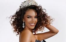 6 Potret Cantik Ayu Michelle Wakil Indonesia di Ajang Miss Aura Internasional 2025, Tampil Anggun dengan Kulit Eksotis dan Rambut Keriting