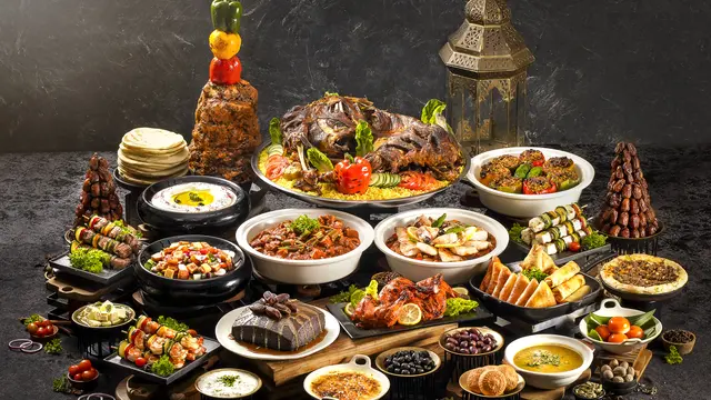 5 Destinasi Kuliner untuk Buka Puasa di Hotel Berbintang dengan Pilihan Menu Nusantara hingga Timur Tengah
