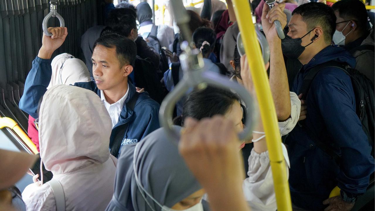 ASN Pemprov DKI diwajibkan naik transportasi umum setiap Rabu