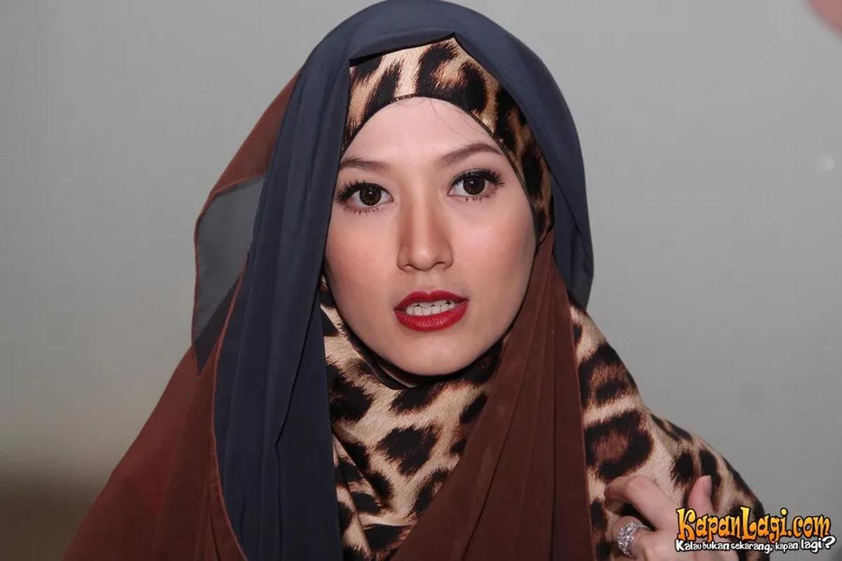 Tetap cantik kala berjilbab, ya nggak?