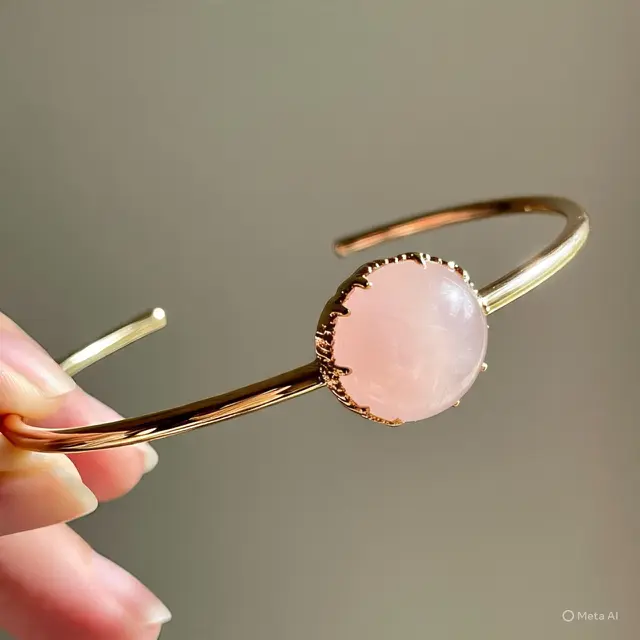 Model Gelang Emas untuk Wanita Gemuk
