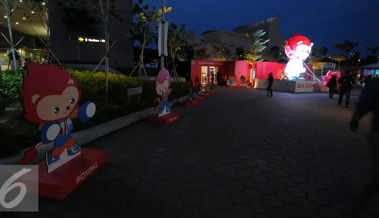 Singapura siap menggelar pesta olahraga dua tahunan se Asia Tenggara, Sea Games yang ke-28. Tampak, maskot Sea Games 2015, Nila terpajang di sekitar National Stadium Singapura, Minggu (31/5/2015). (Liputan6.com/Helmi Fithriansyah)