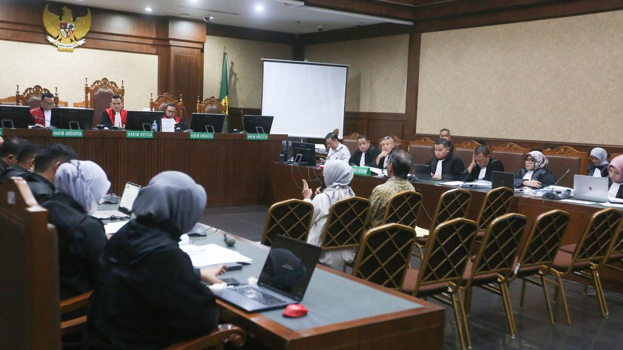 Sorakan Pengunjung Sidang buat Jaksa Kejagung, Tuntut Tom Lembong 7 Tahun Bui