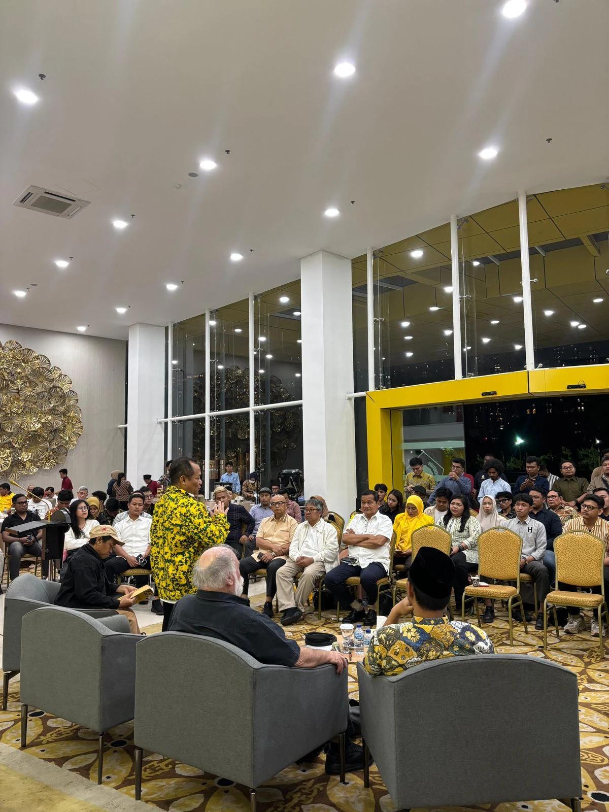 Ngopi dan Diskusi Buku Golkar: Memahami Akar, Meneguhkan Jati Diri, dan Mengajak Generasi Muda Terlibat