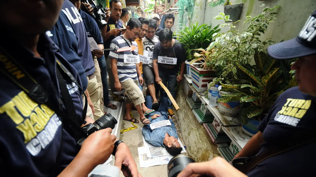 54 Adegan Pengeroyokan Polisi Digelar di Berlan