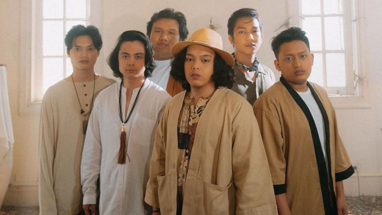 Chord Lagu Resah Jadi Luka Dari Daun Jatuh Makna Mendalam Di Balik