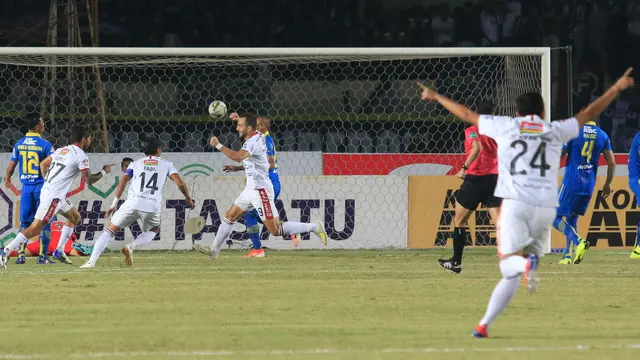 Persib Bandung Vs Bali United