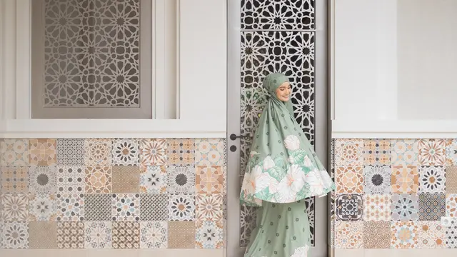 Mengenal Makna Rohani dalam Motif Mukena Sebelum Jalani Ibadah di Bulan Ramadan