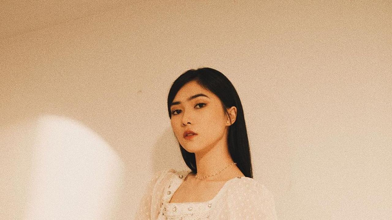 Biodata Isyana Sarasvati, Penyanyi Multitalenta dengan Segudang Prestasi