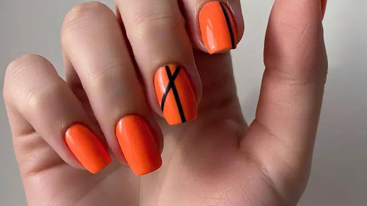 Model Nail Art  (Sumber: Meta AI)