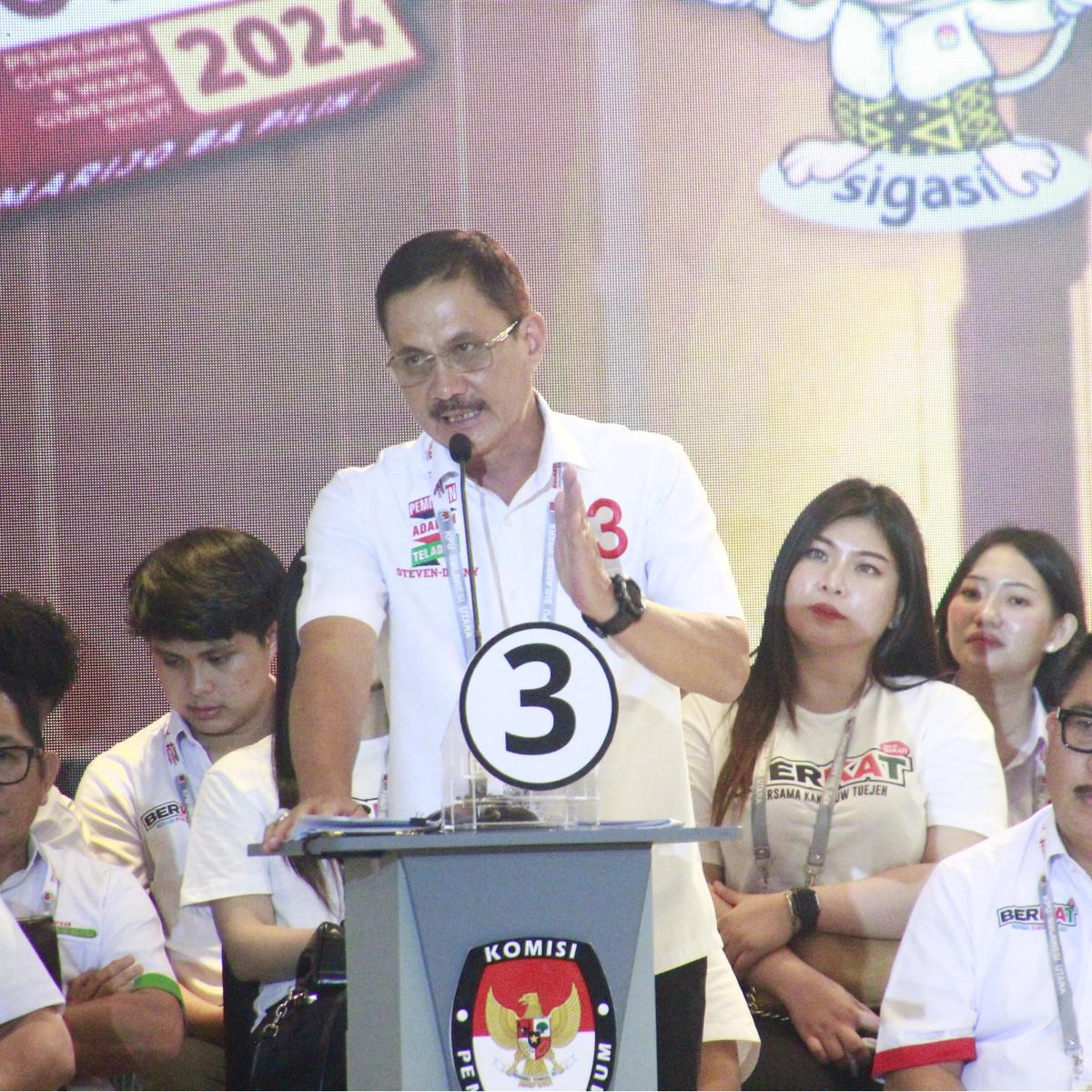 Steven Kandouw dan Alfred Denny Tuejeh Saat Debat Ketiga Pilgub Sulut