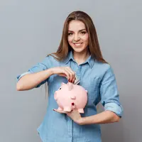 Ilustrasi tabungan darurat/copyright freepik.com/drobotdean